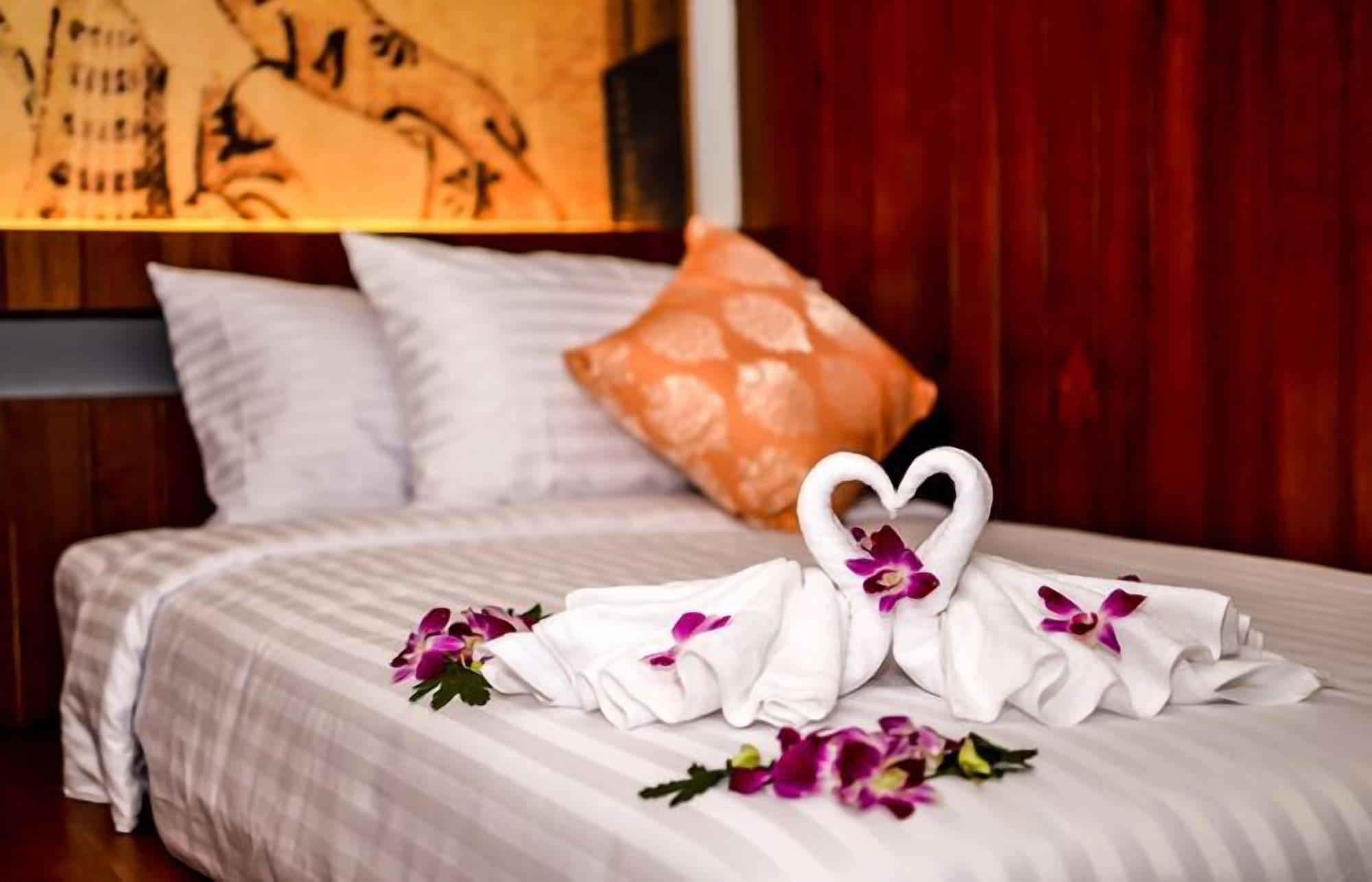 Lap Roi Karon Beachfront By Shanaya Exteriér fotografie